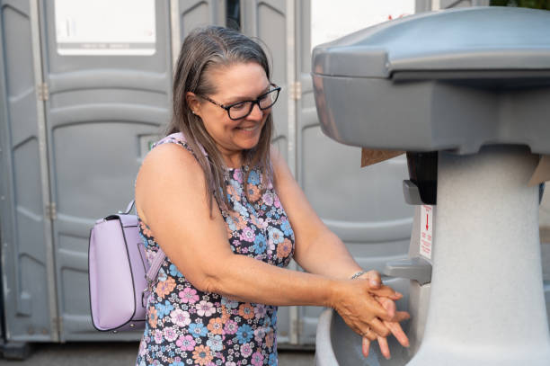 Best Construction site porta potty rental  in Cortland, IL